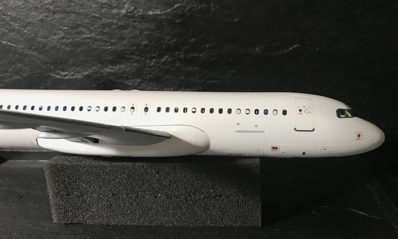 V1 Decals Airbus A320 United Airlines for 1/144 Revell Model Airplane Kit 